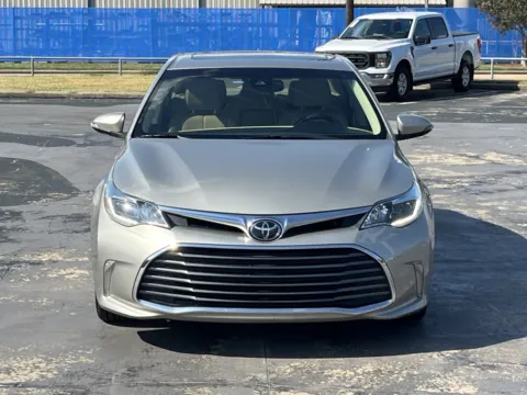 More photos of 2018 Toyota Avalon Limited at Auto Boutique Texas, TX