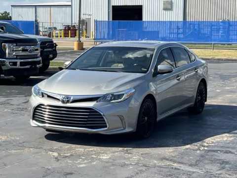 Photos of 2018 Toyota Avalon Limited for sale in Alvin, TX at Auto Boutique Texas