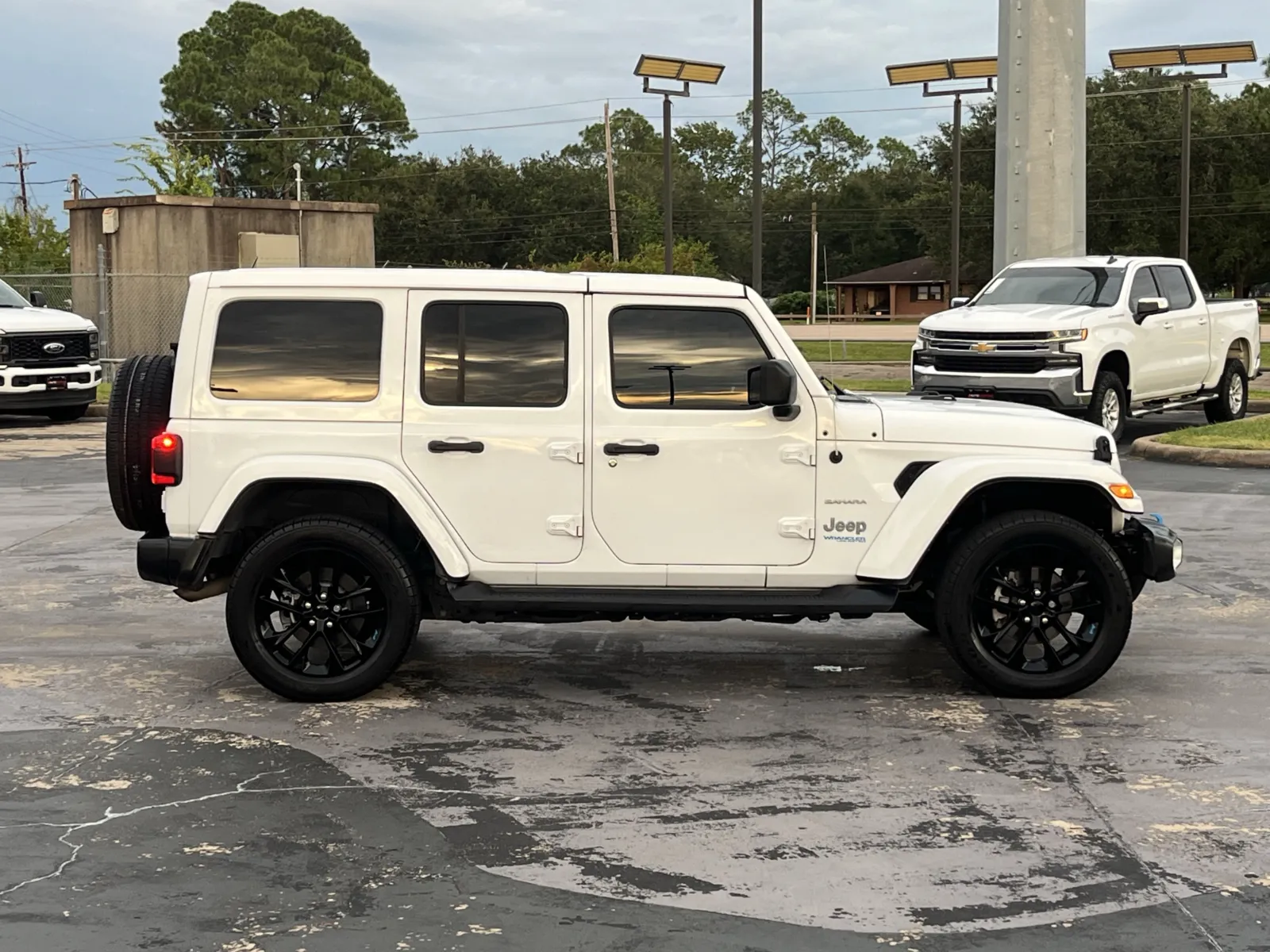 Jeep Wrangler photo 10