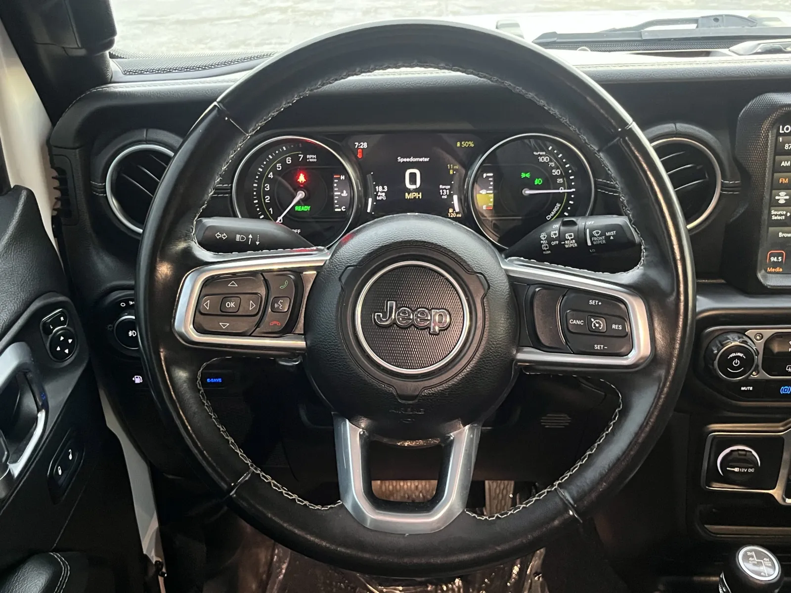 Jeep Wrangler photo 17