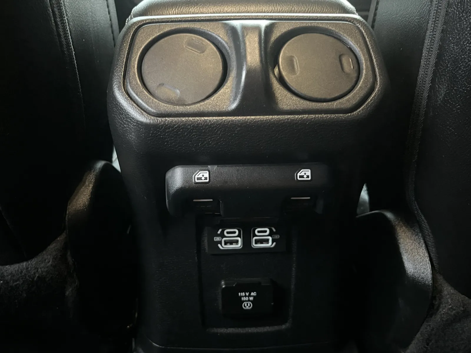 Jeep Wrangler photo 24