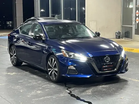 Photos of 2021 Nissan Altima 2.5 SR for sale in Alvin, TX at Auto Boutique Texas