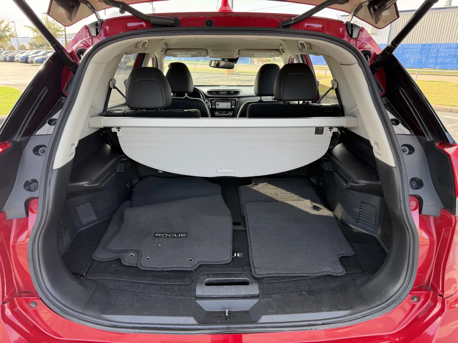 Nissan Rogue photo 24