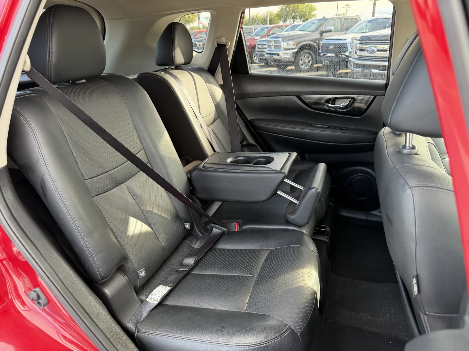 Nissan Rogue photo 23