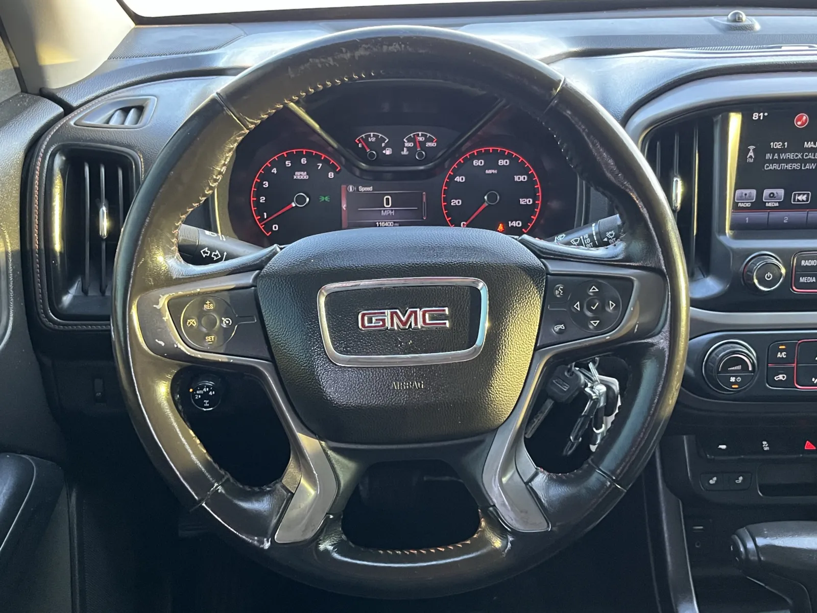 GMC Canyon photo 15