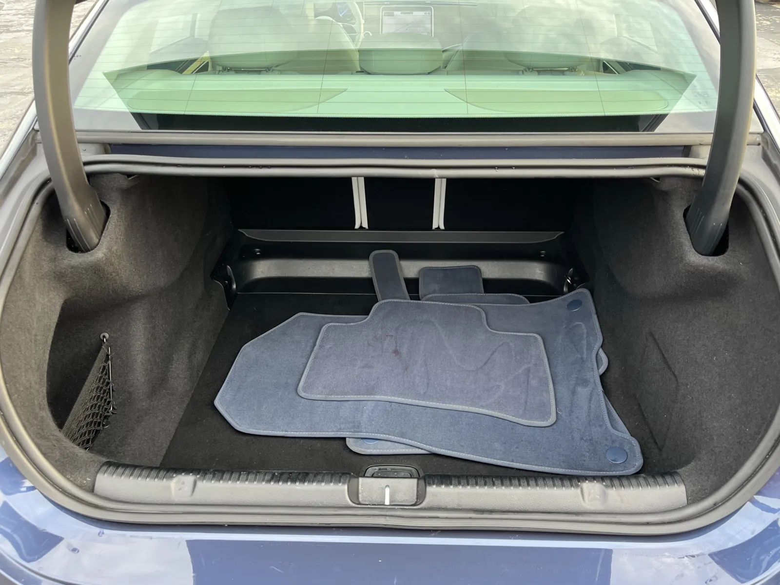 Mercedes-Benz EQE photo 13