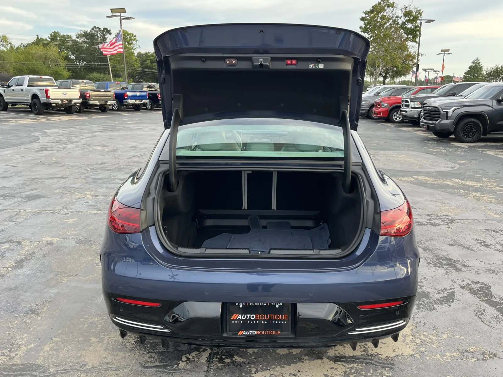 Mercedes-Benz EQE photo 12