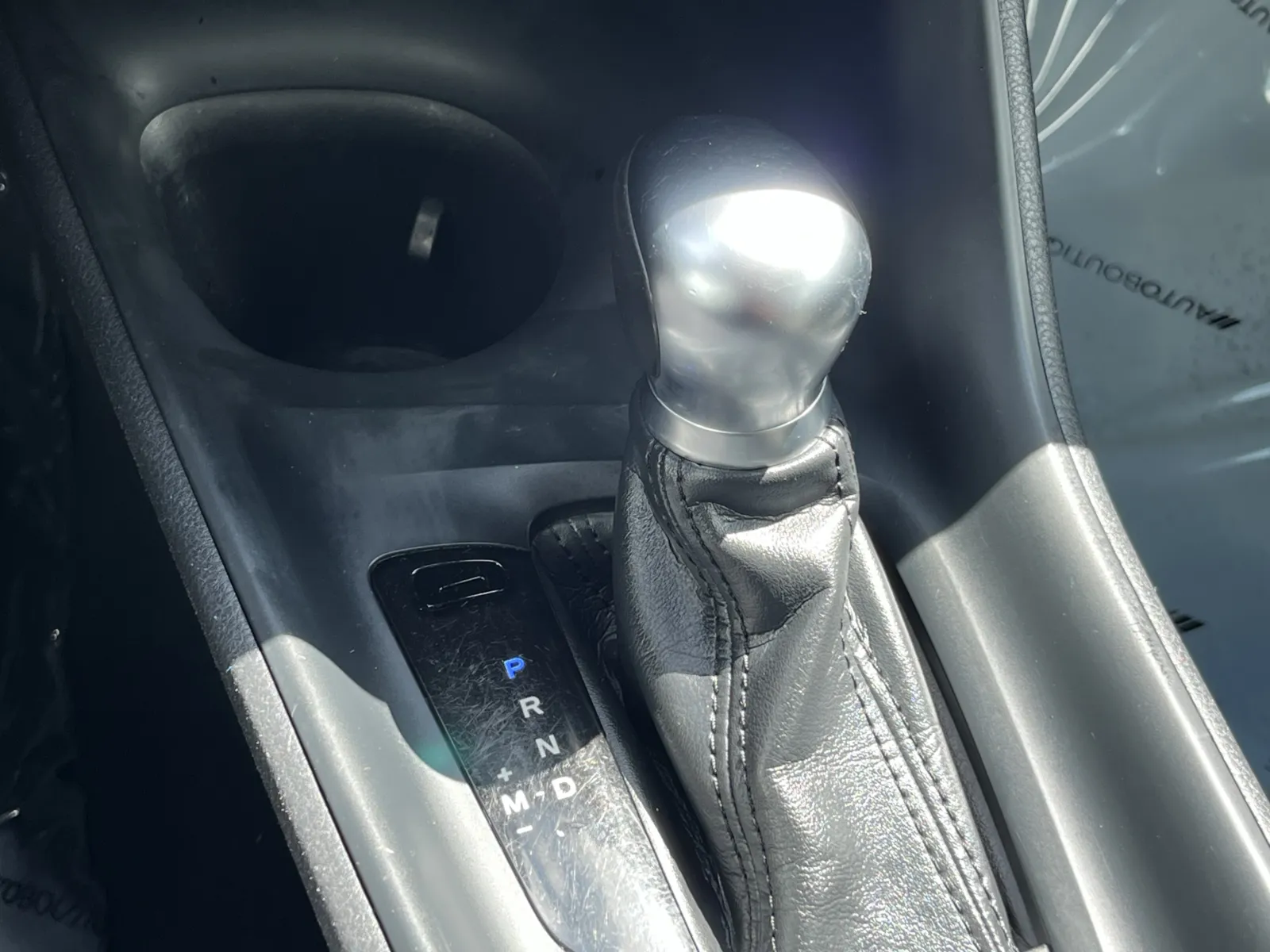 Toyota C-HR photo 21