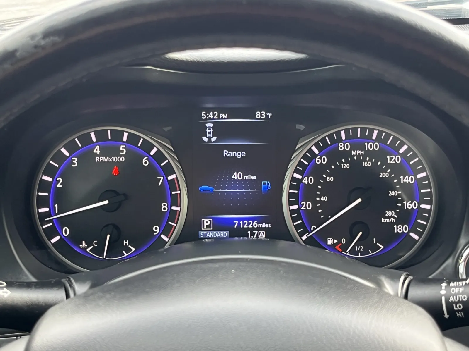 Infiniti Q50 photo 21
