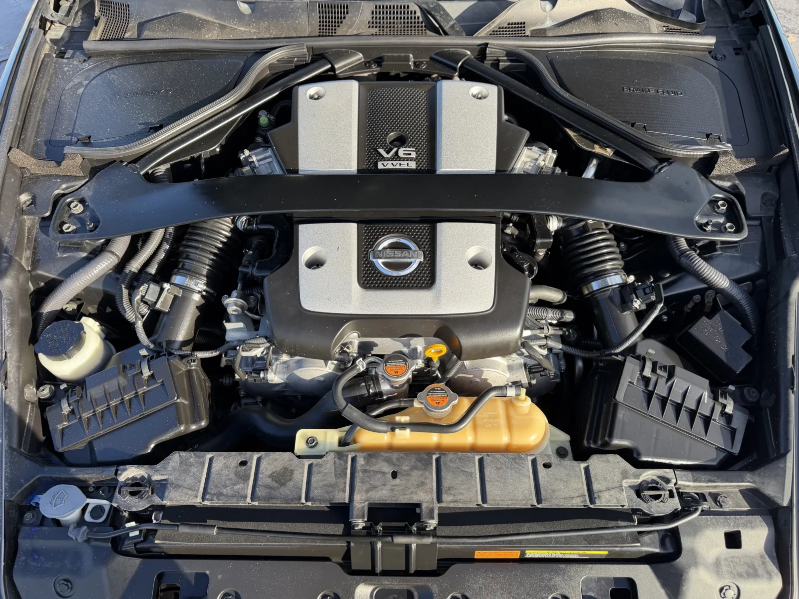 Nissan 370Z photo 6
