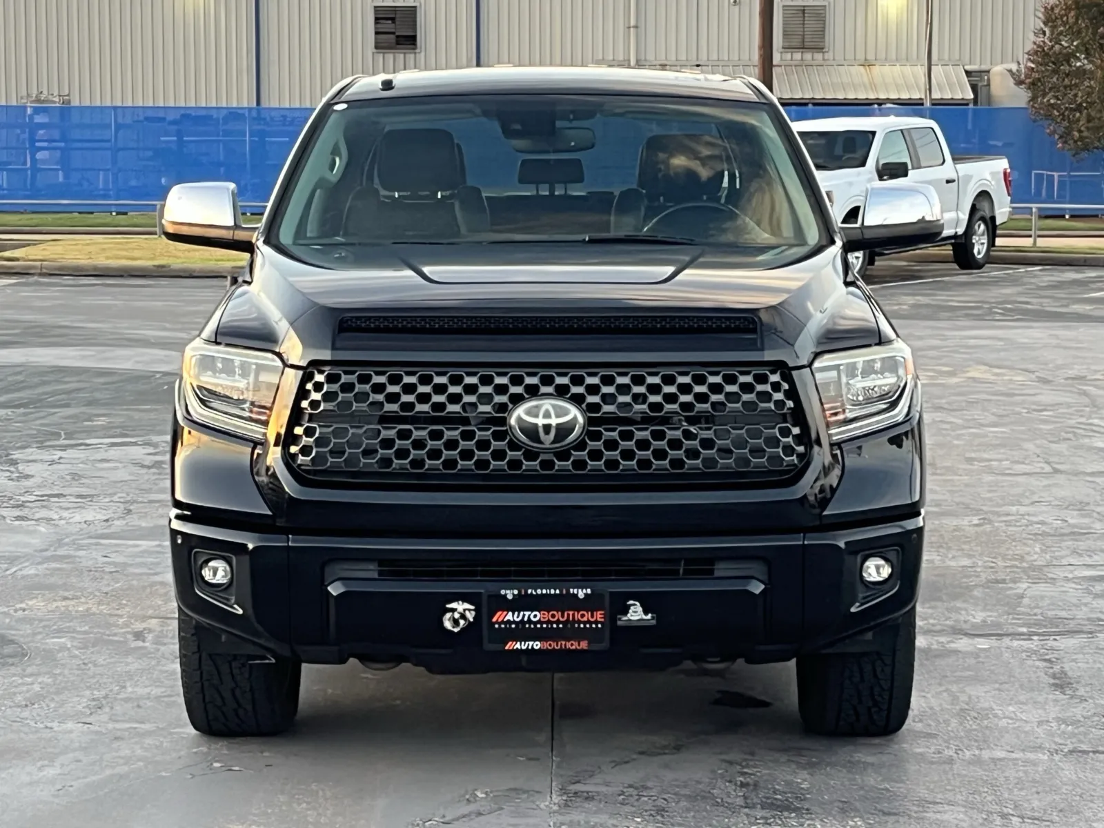 Toyota Tundra photo 4