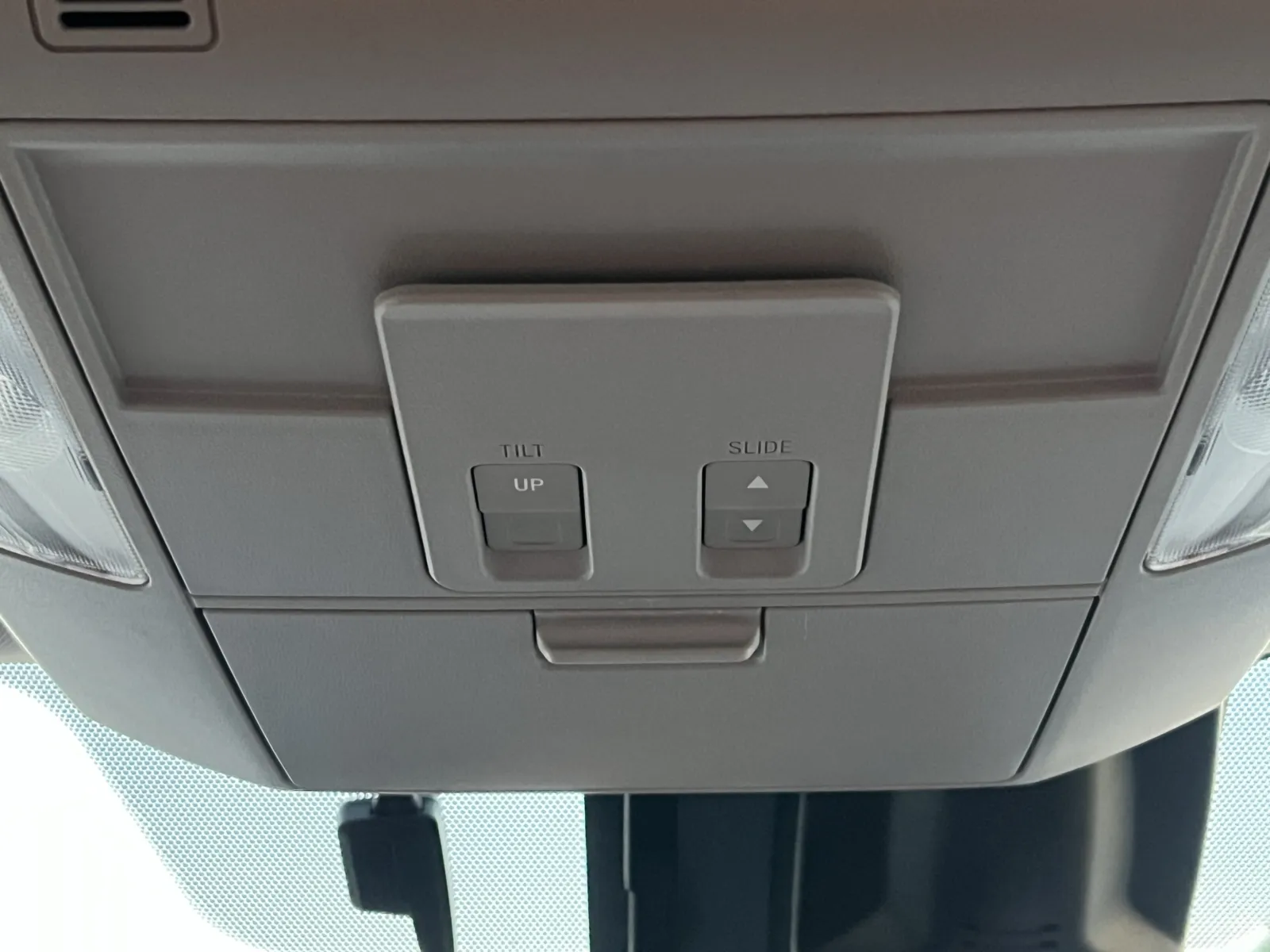 Toyota Tundra photo 21