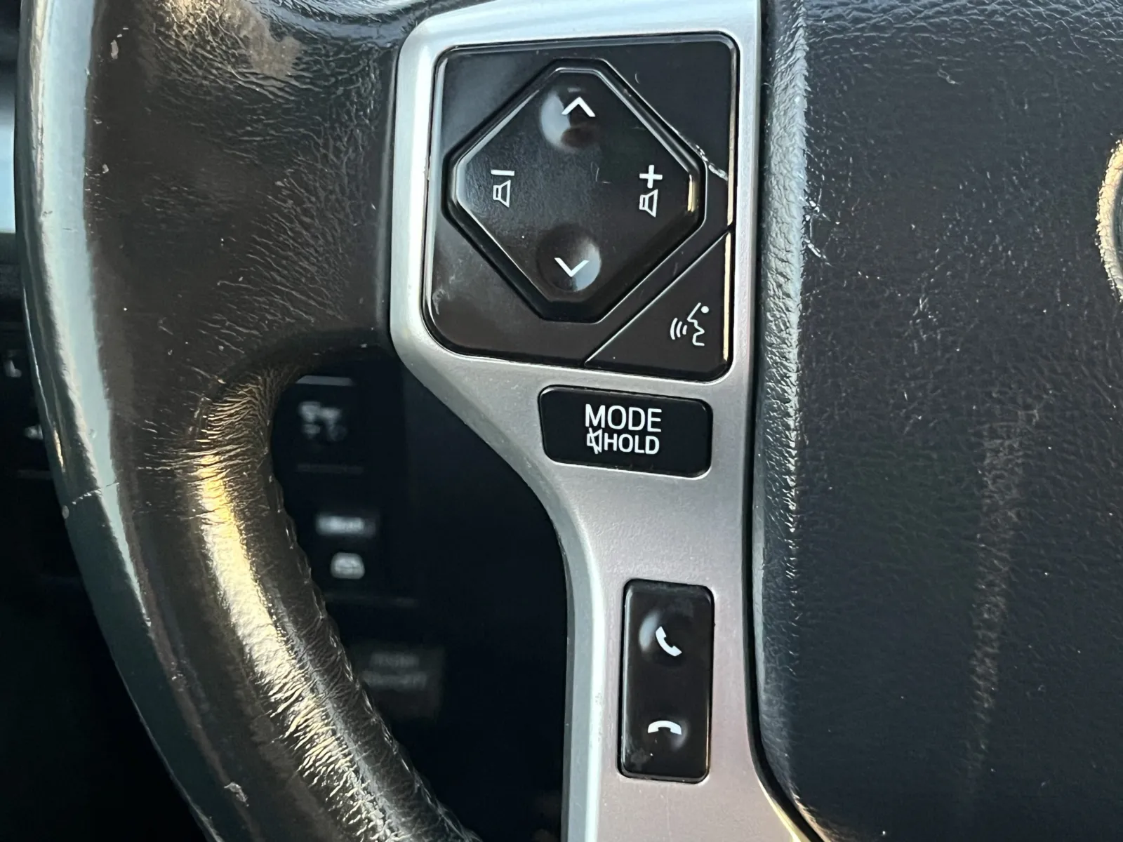Toyota Tundra photo 17