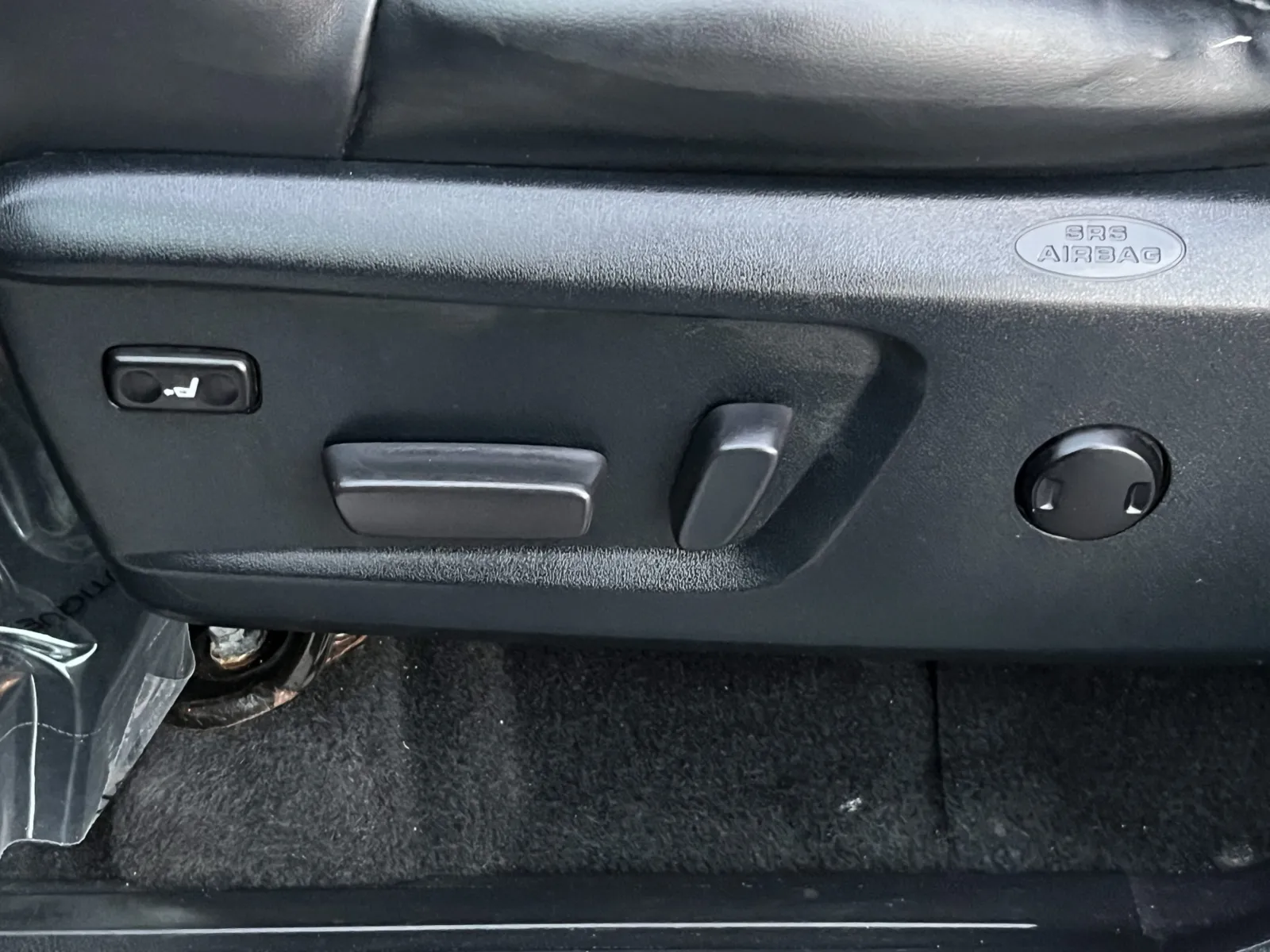 Toyota Tundra photo 24