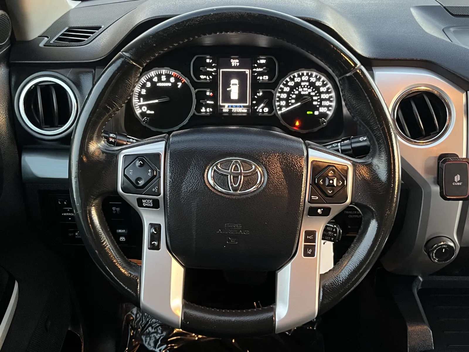 Toyota Tundra photo 16