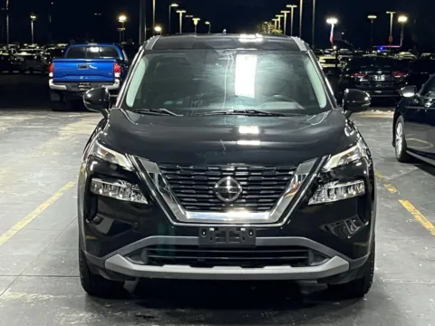 More photos of 2021 Nissan Rogue SV at Auto Boutique Texas, TX
