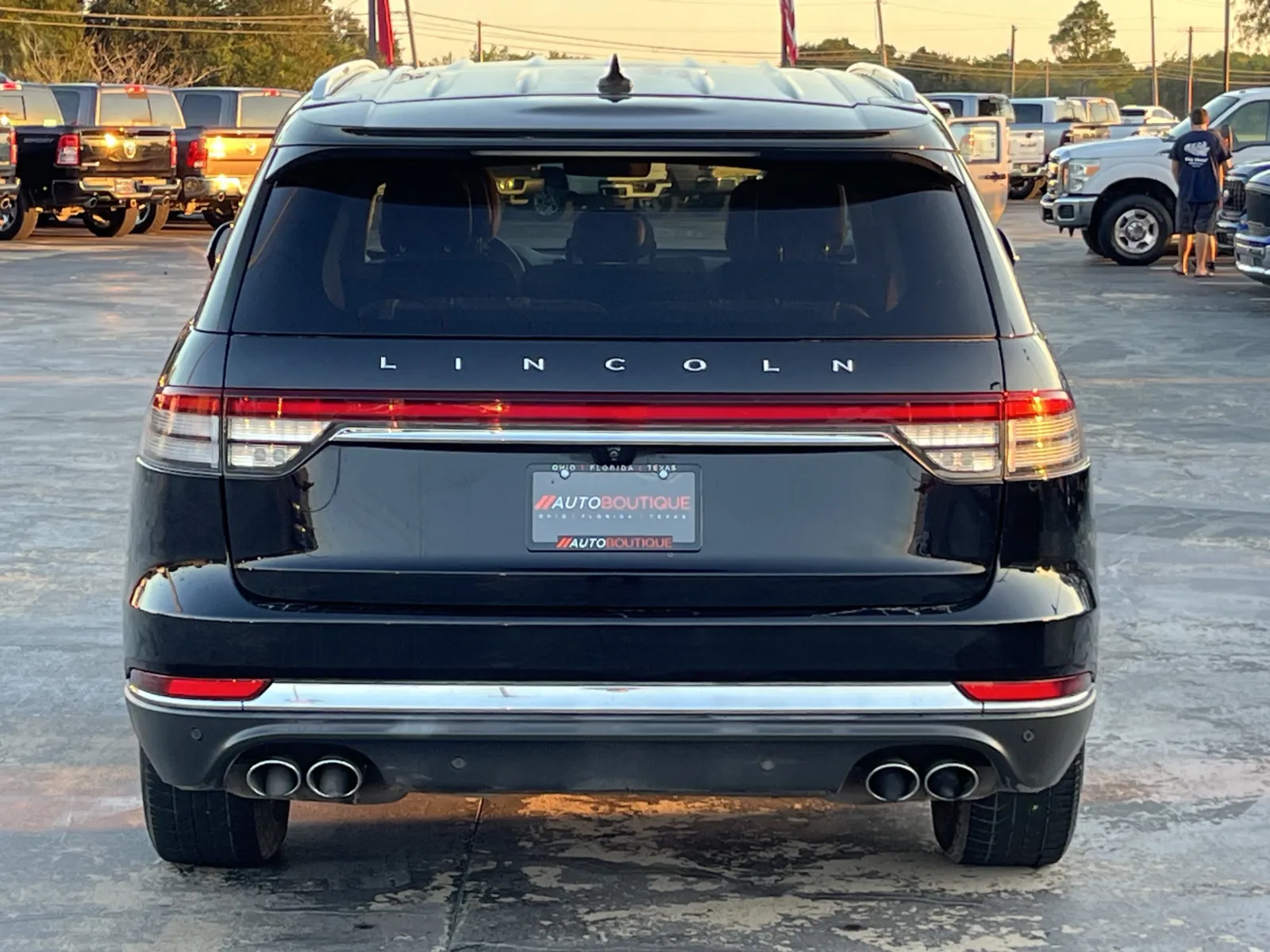Lincoln Aviator photo 7