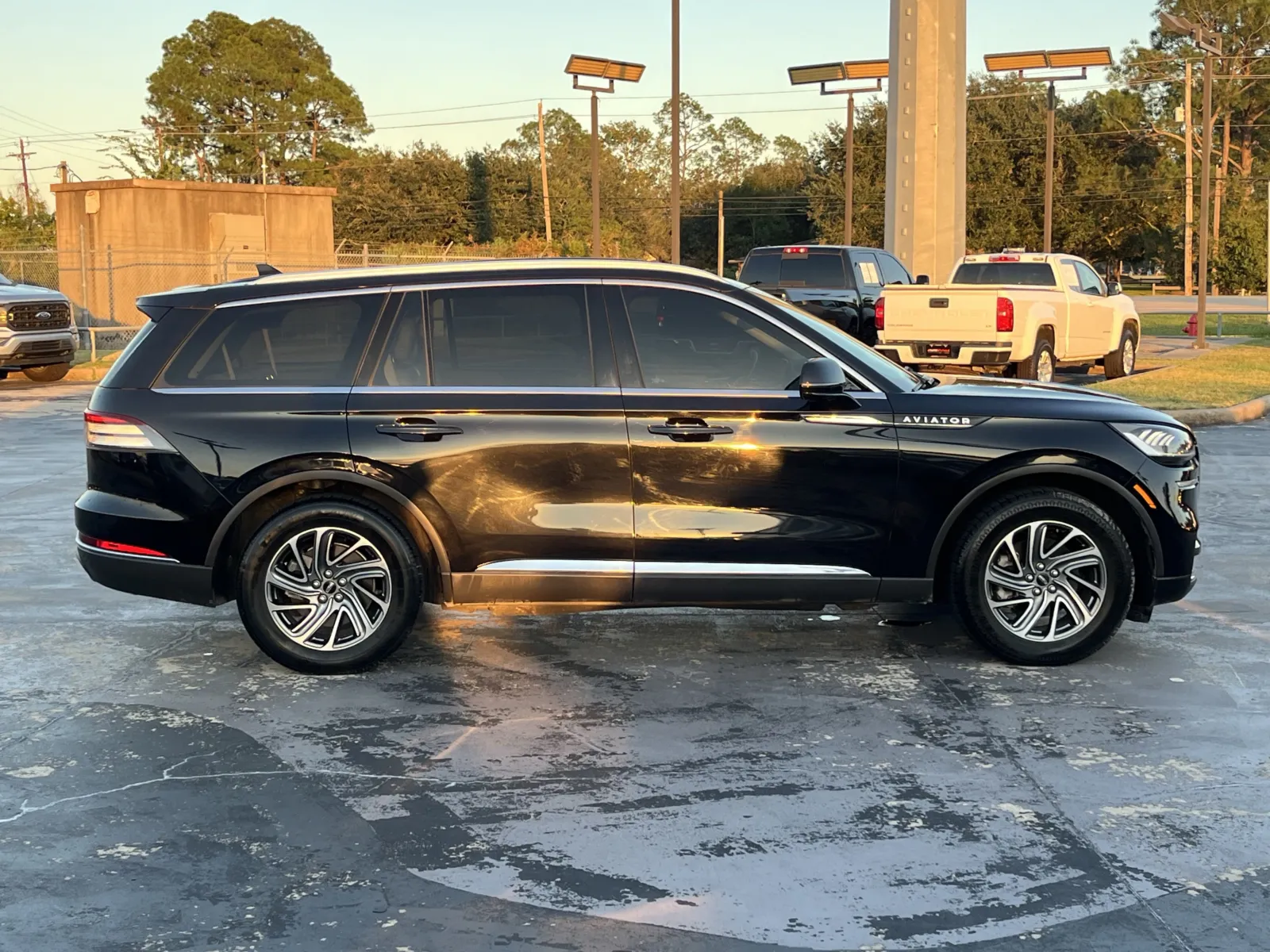 Lincoln Aviator photo 10