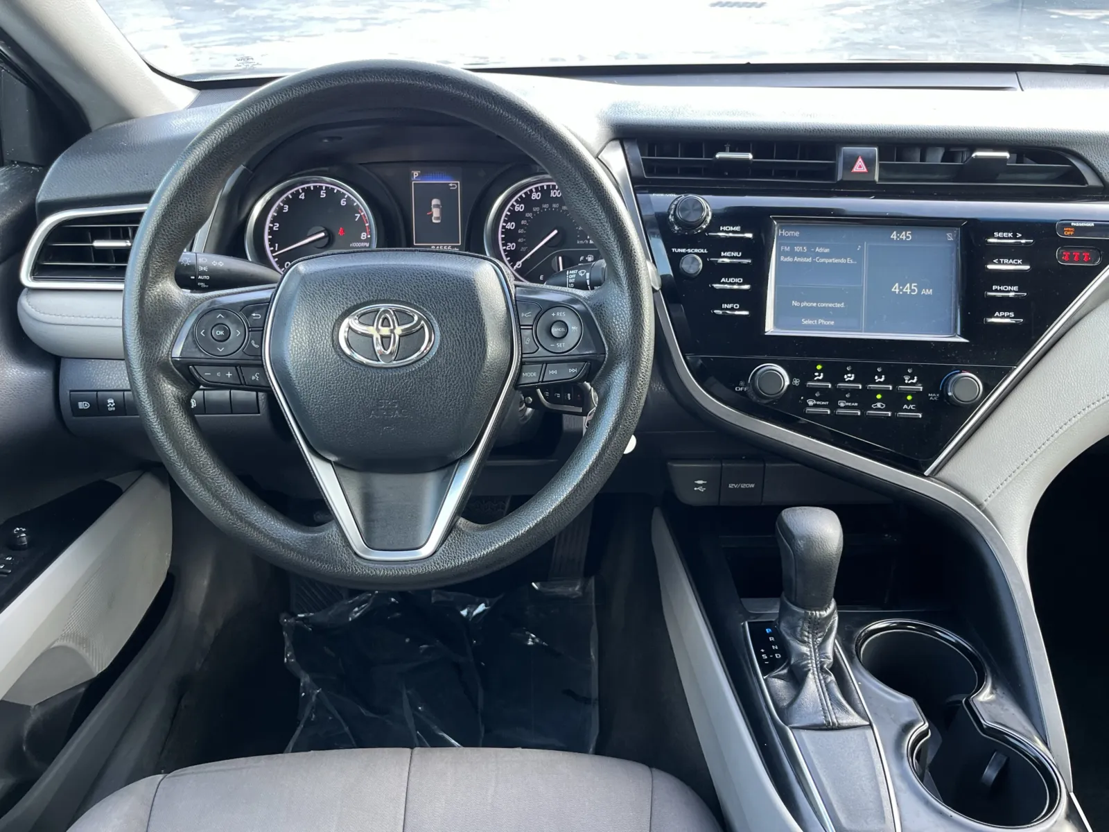 Toyota Camry photo 14