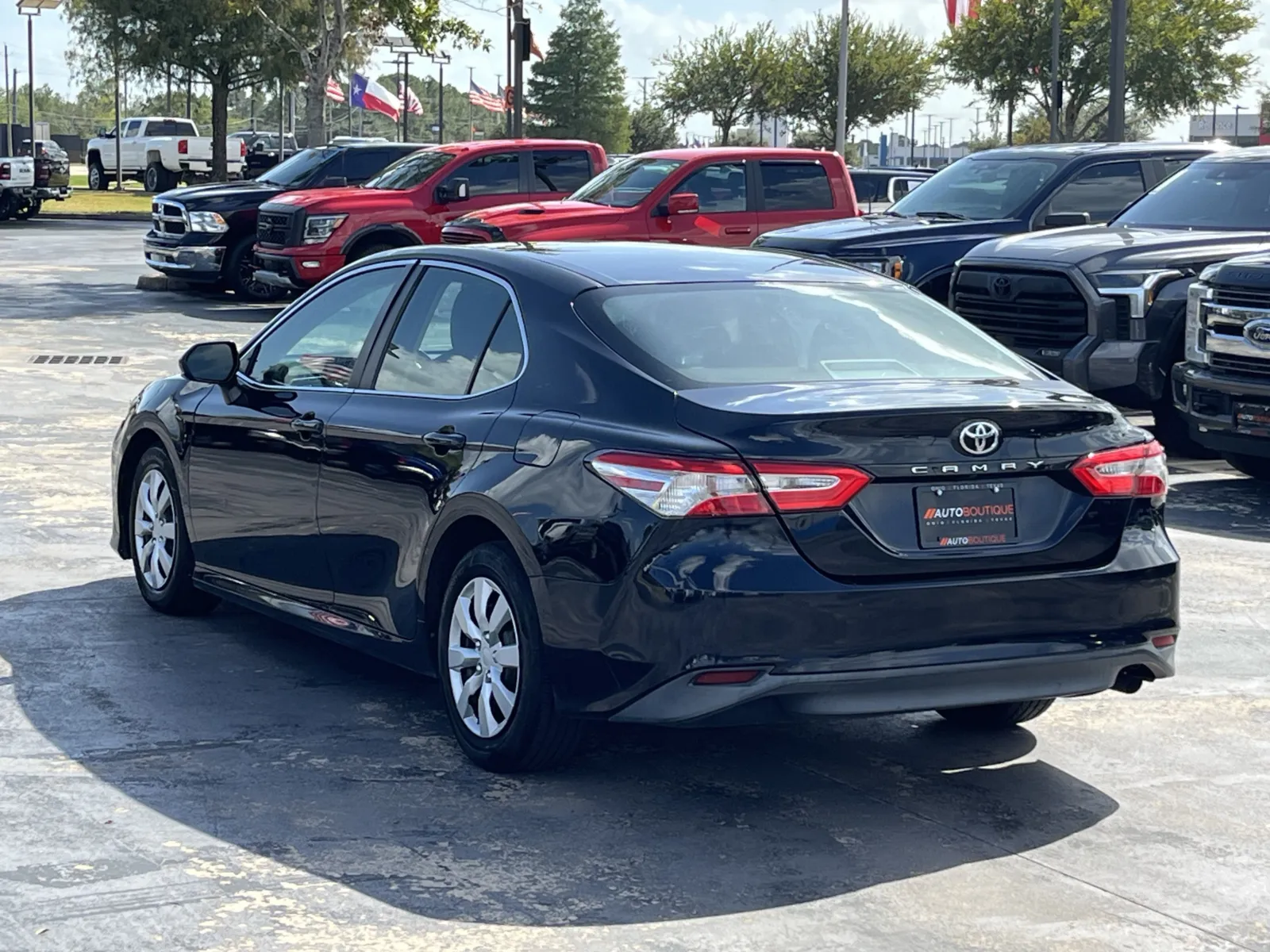 Toyota Camry photo 8