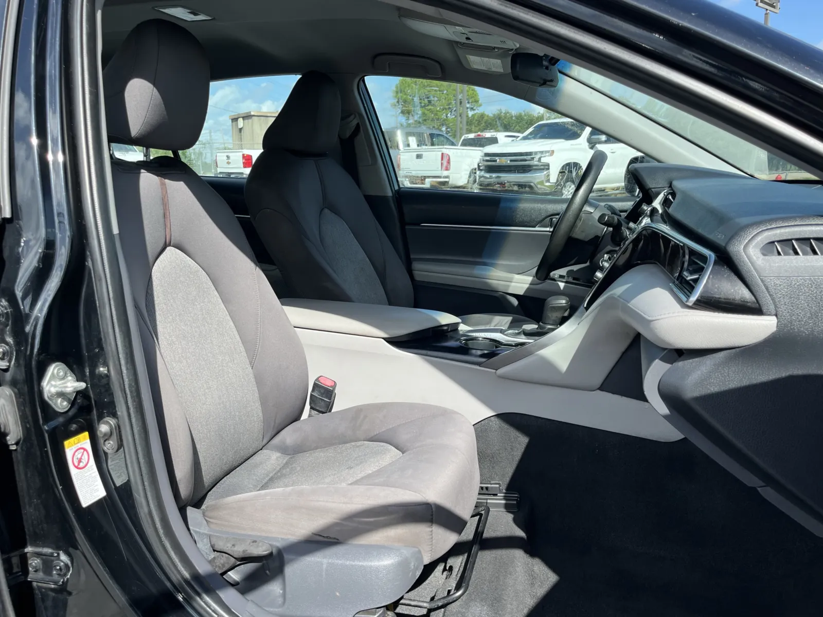Toyota Camry photo 24