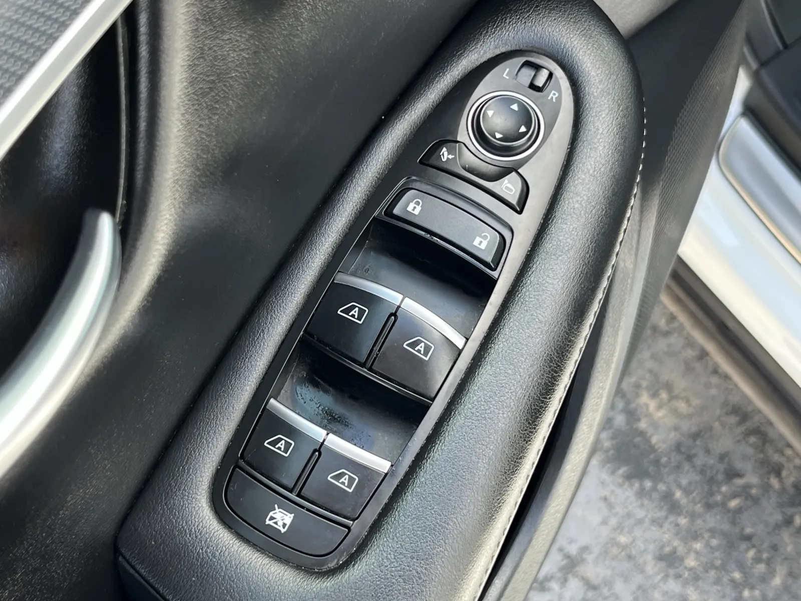 Infiniti QX50 photo 26
