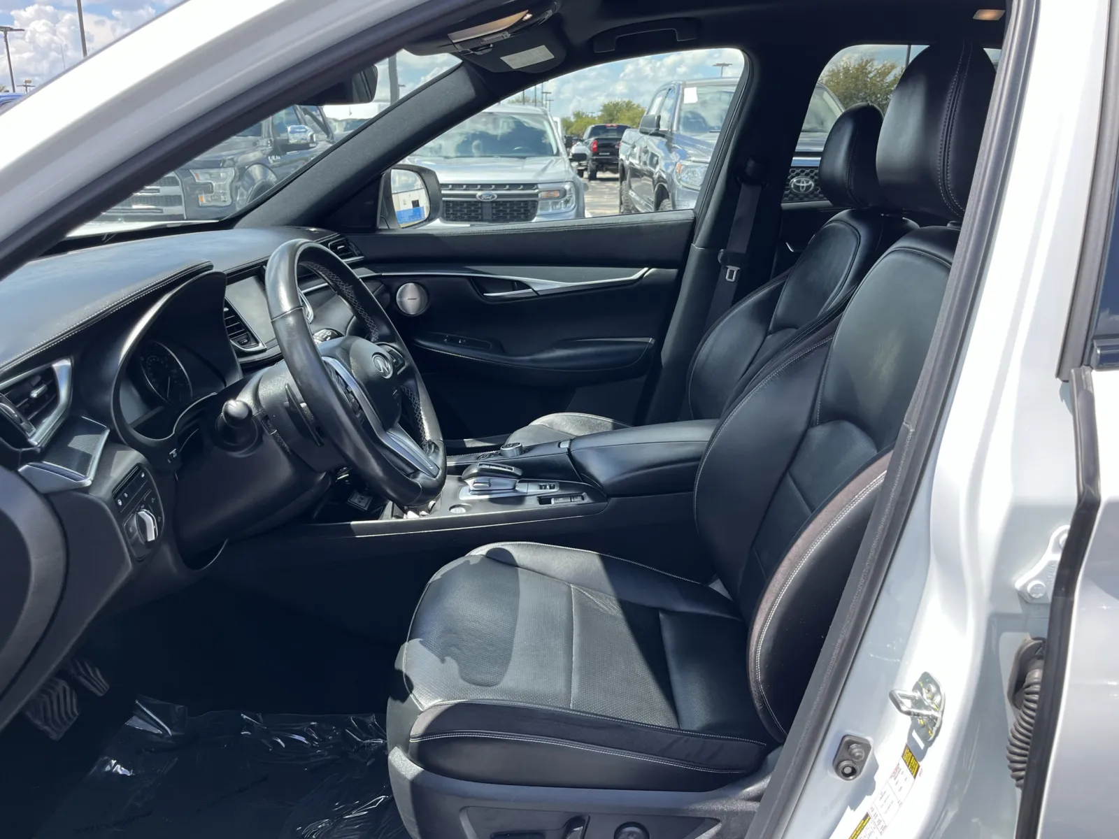 Infiniti QX50 photo 28