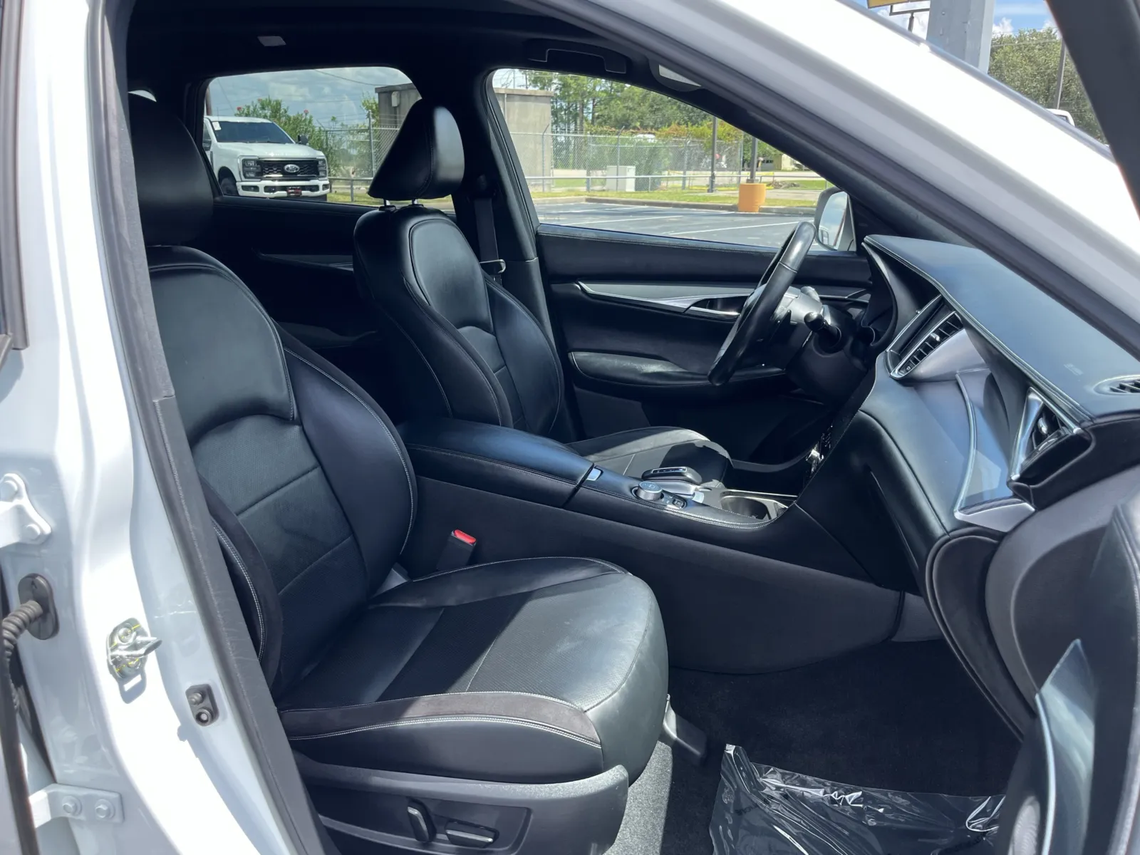 Infiniti QX50 photo 29
