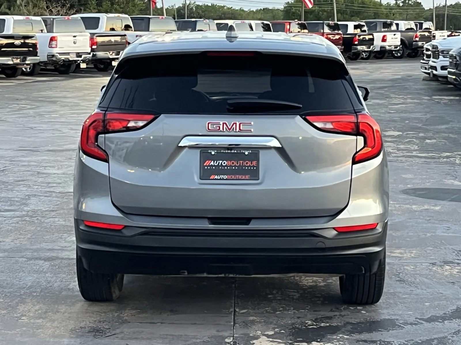 GMC Terrain photo 7