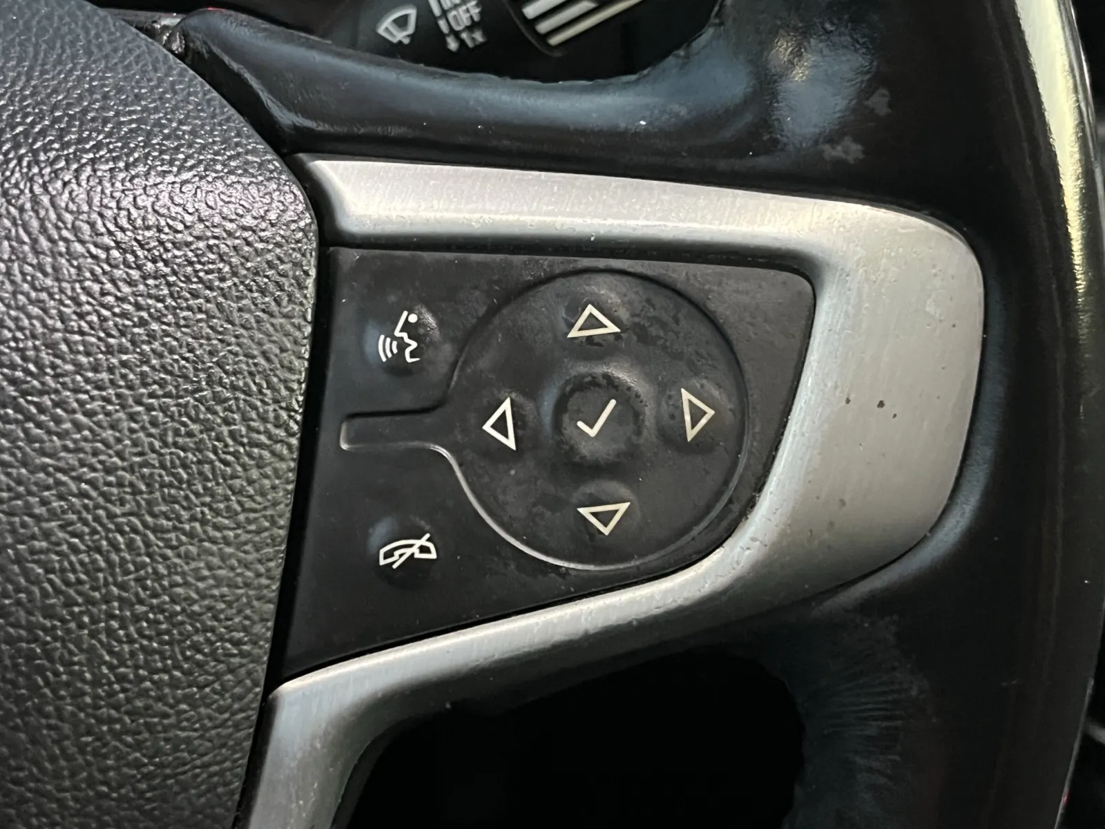 GMC Terrain photo 17