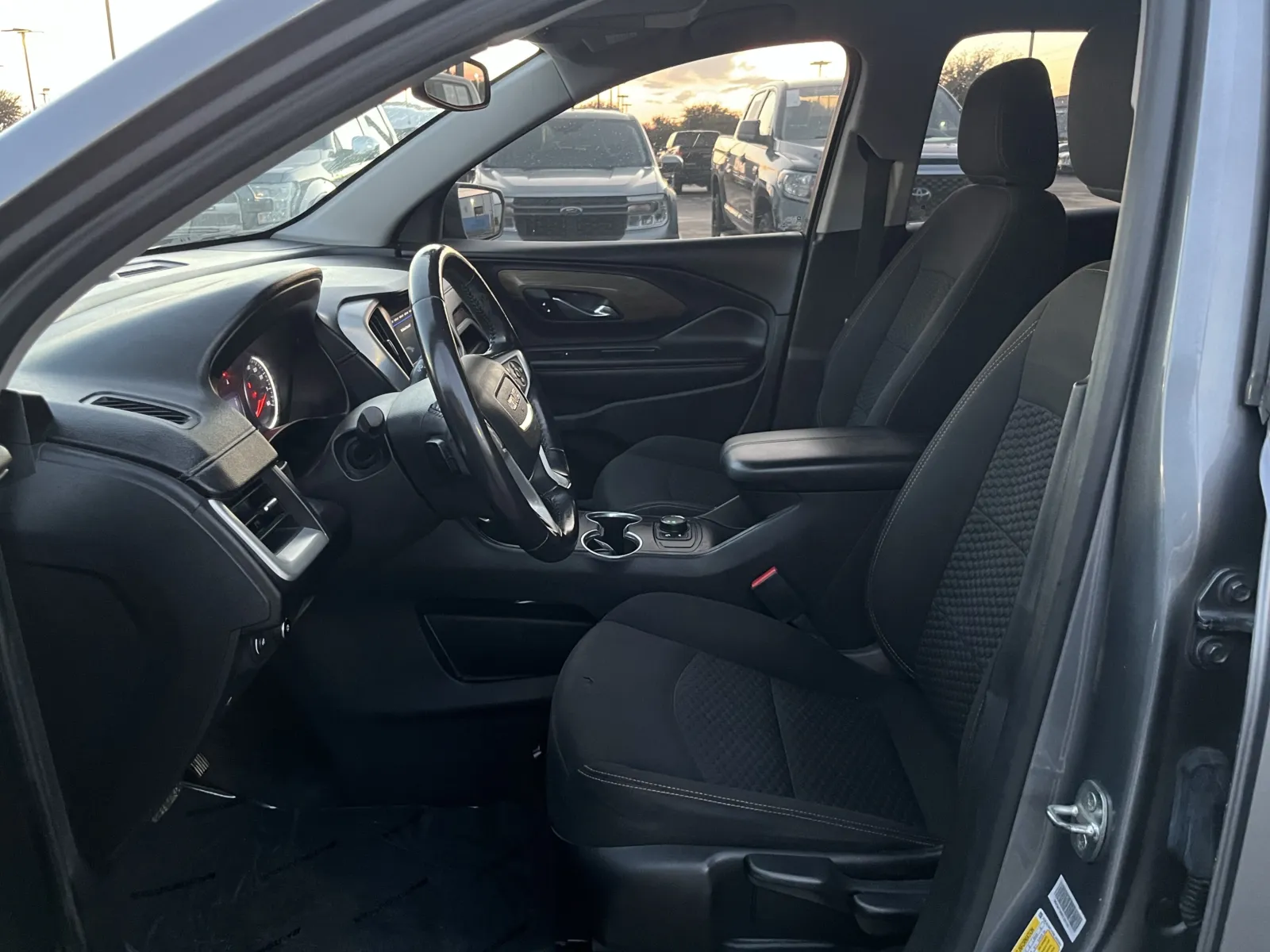 GMC Terrain photo 23