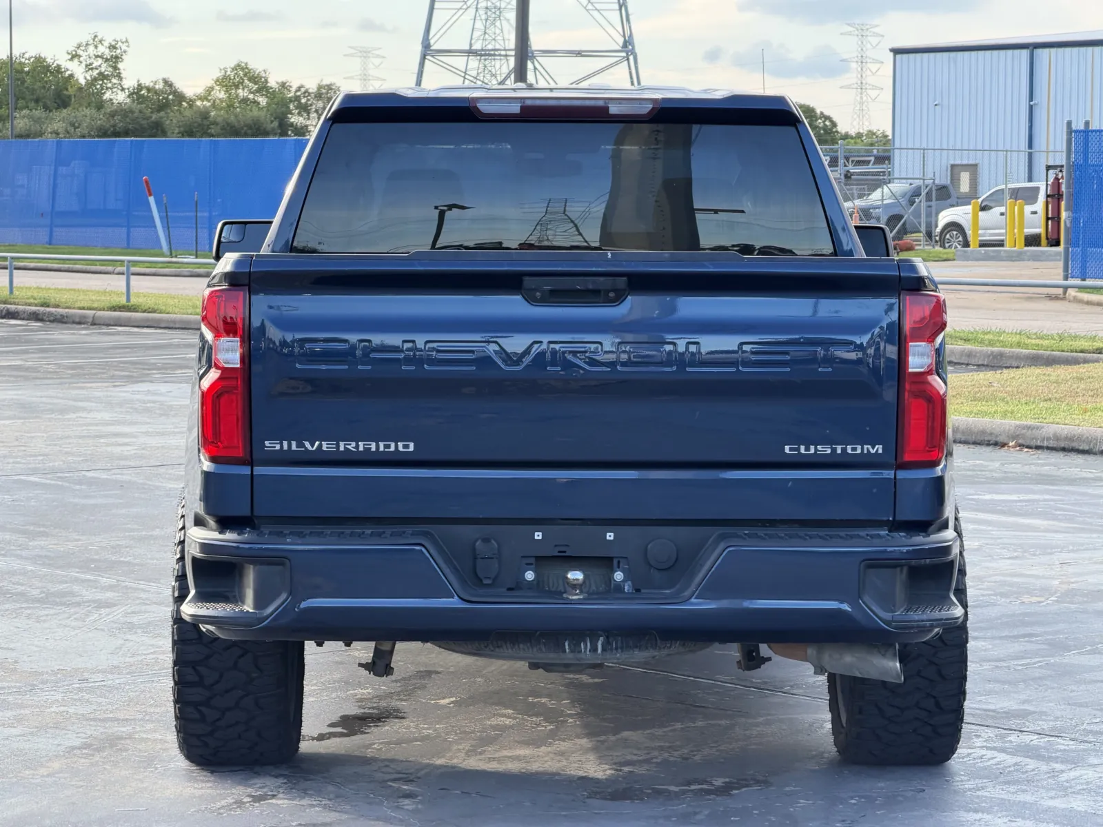 Chevrolet Silverado photo 9