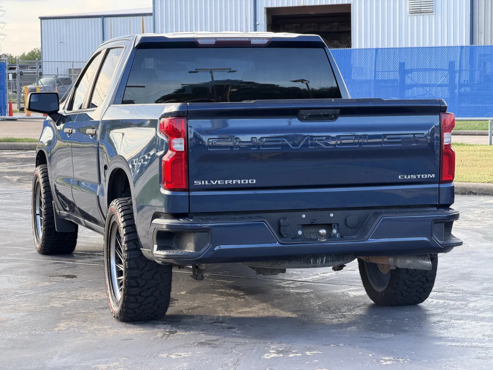 Chevrolet Silverado photo 10