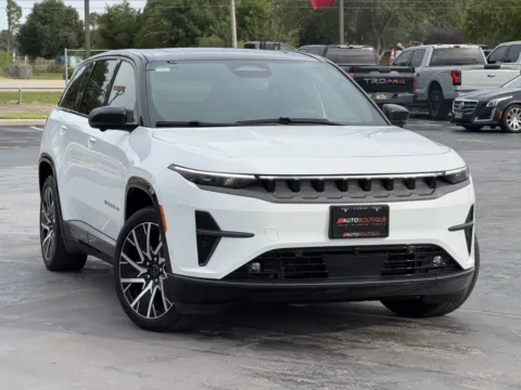 Photos of 2025 Jeep Wagoneer S Limited for sale in Alvin, TX at Auto Boutique Texas