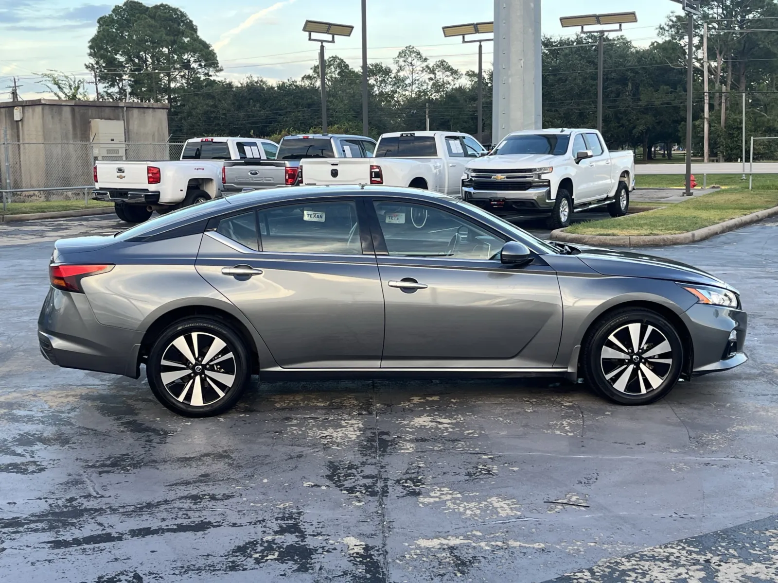 Nissan Altima photo 11