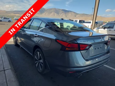 More photos of 2021 Nissan Altima 2.5 SL at Auto Boutique Texas, TX