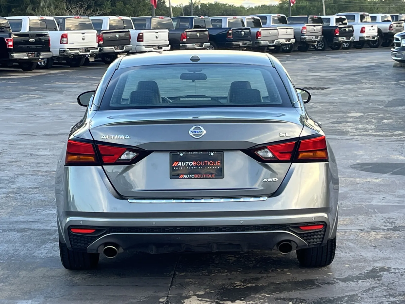 Nissan Altima photo 8