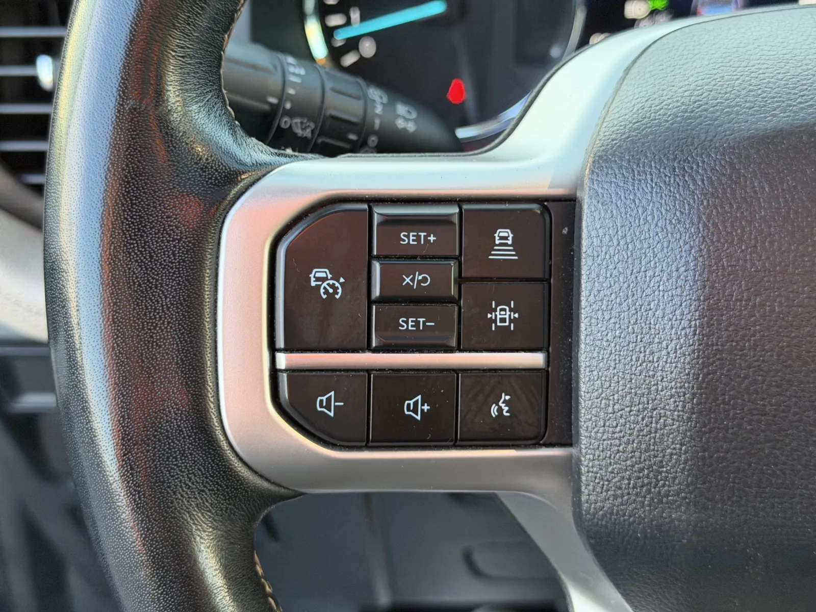 Ford Expedition photo 8