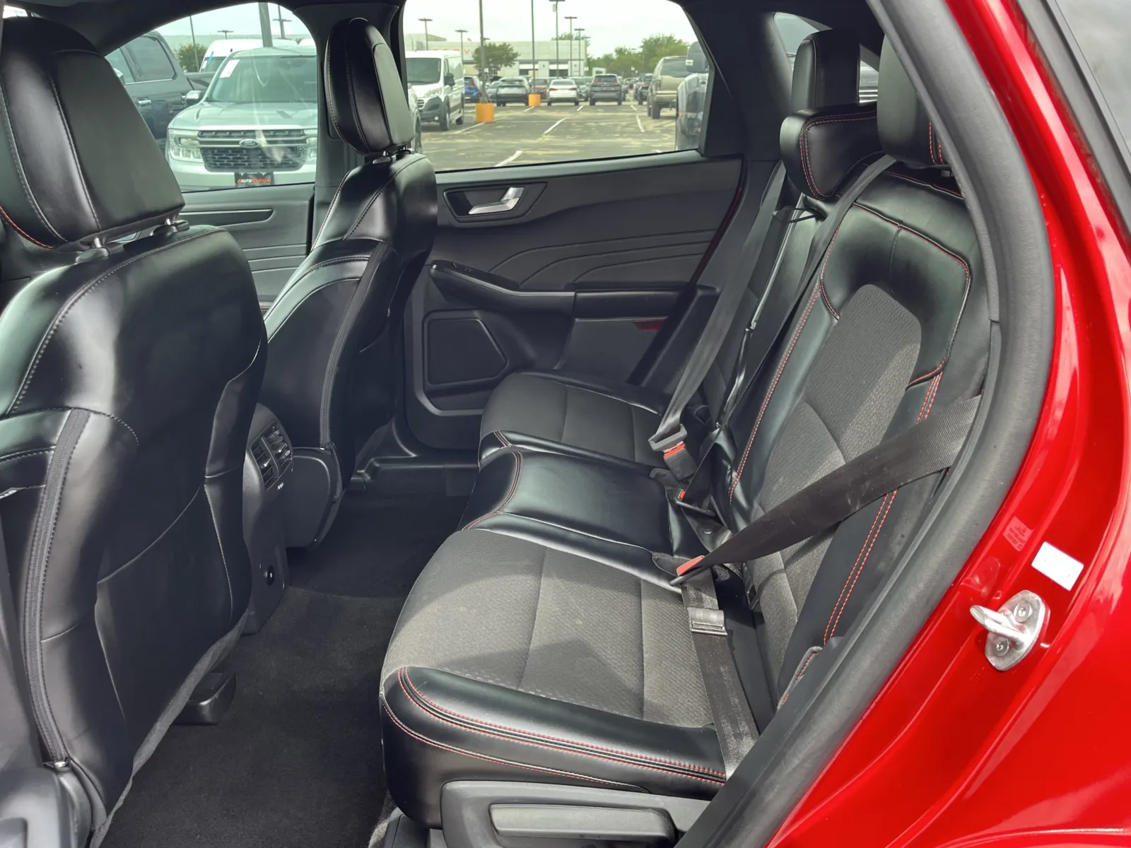Ford Escape photo 29