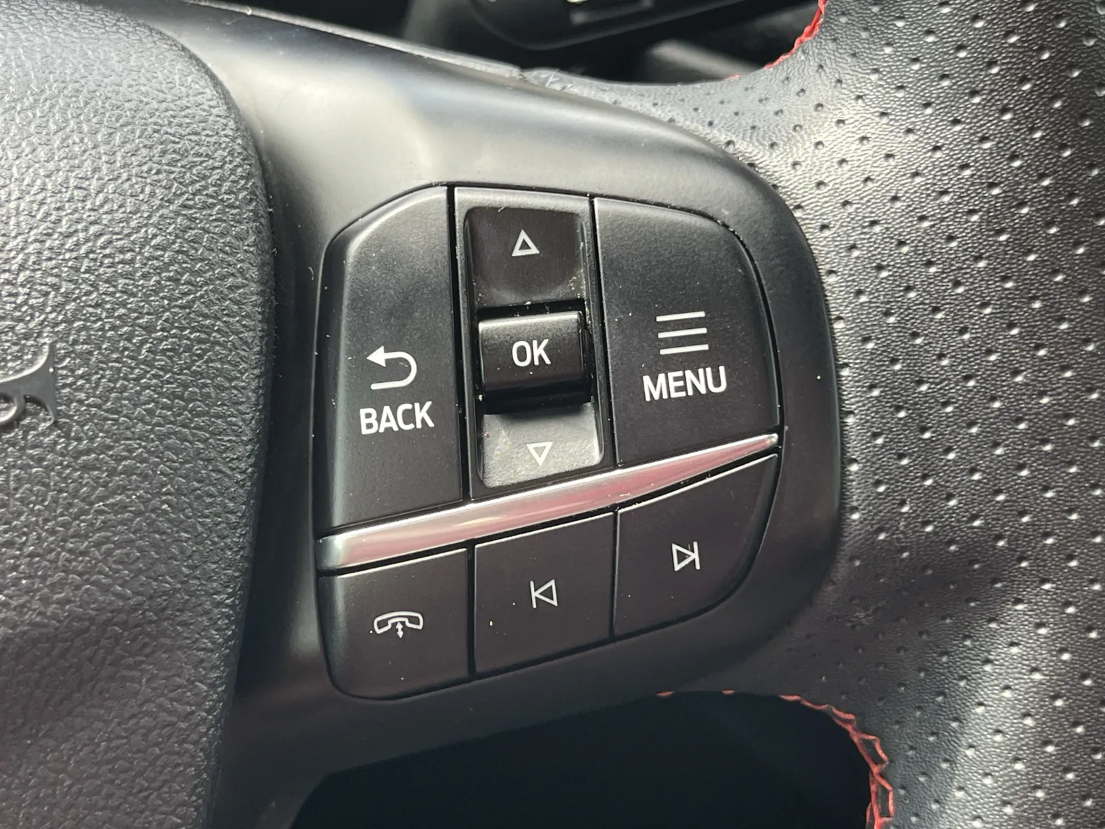 Ford Escape photo 20