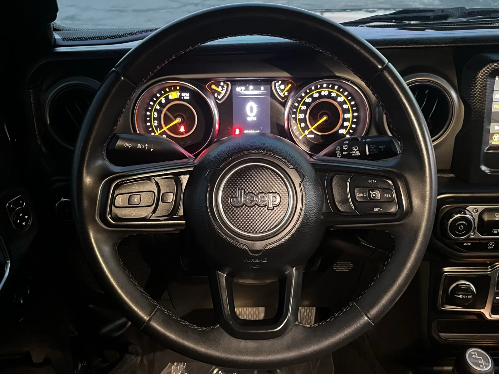 Jeep Wrangler photo 17