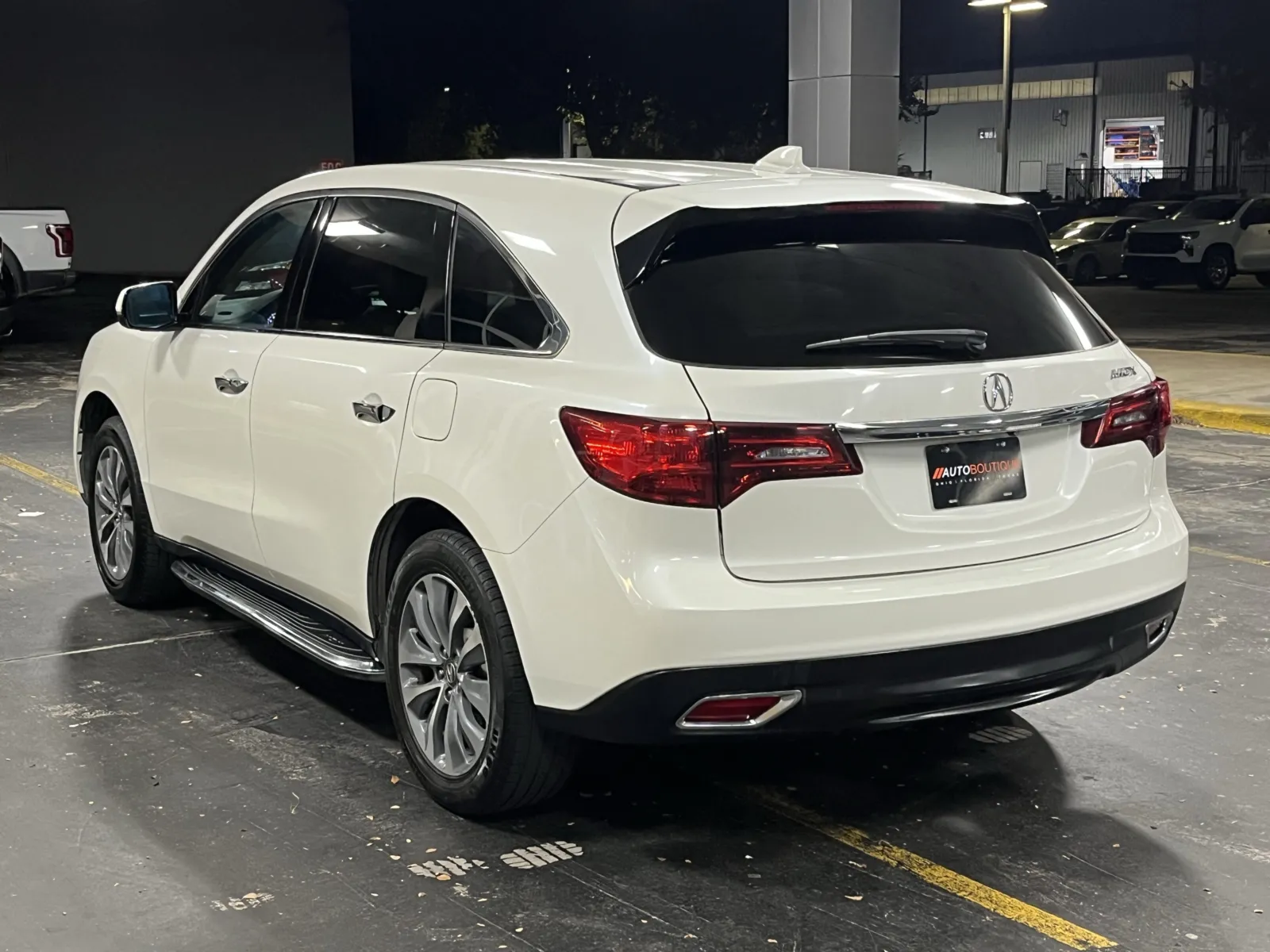 Acura MDX photo 10