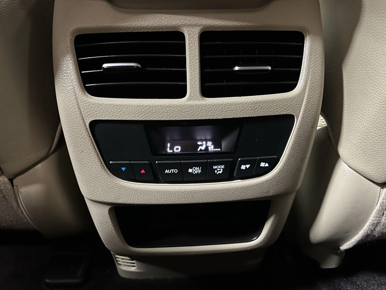 Acura MDX photo 27