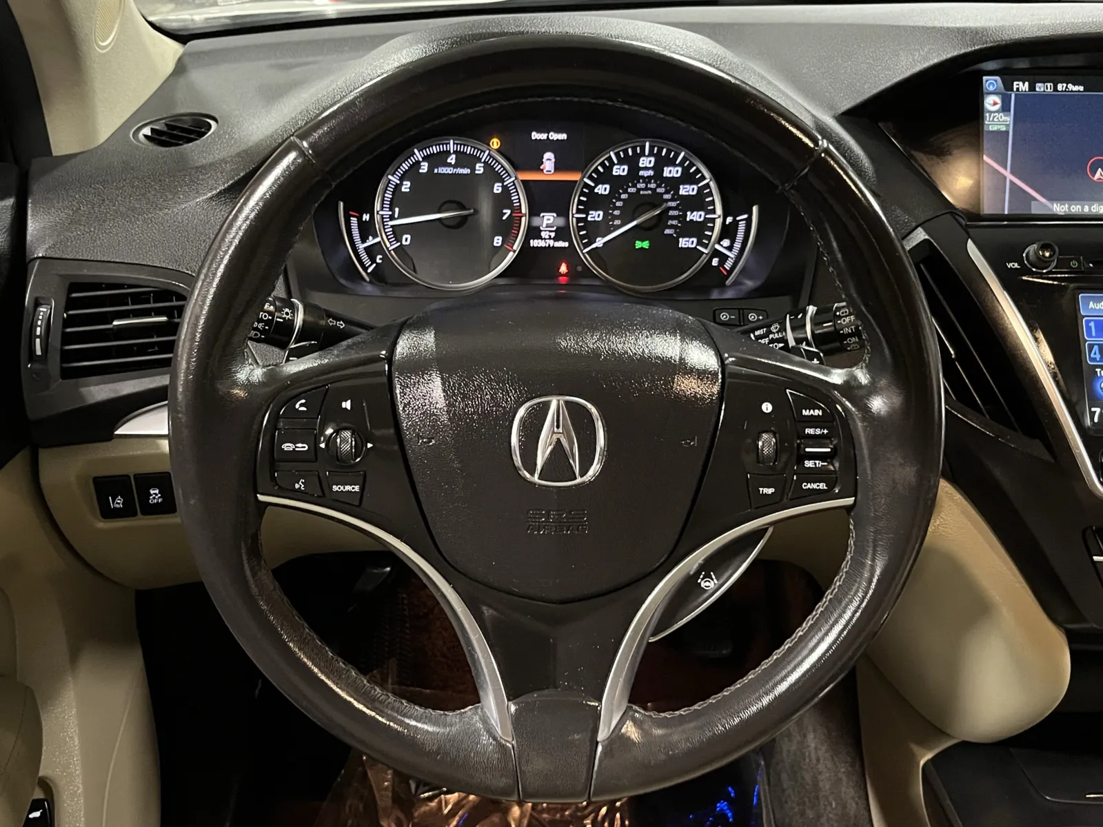 Acura MDX photo 18
