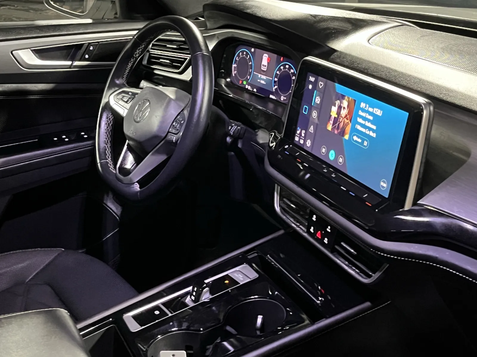 Volkswagen Atlas Cross Sport photo 13