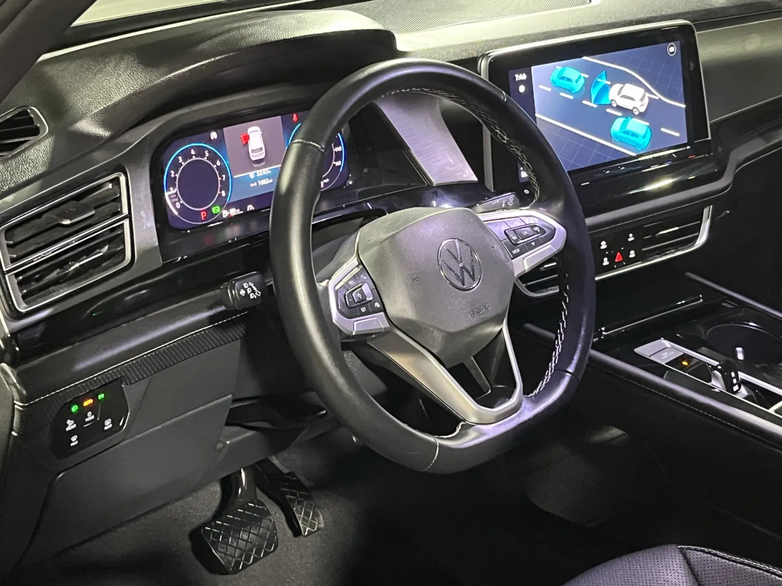 Volkswagen Atlas Cross Sport photo 12
