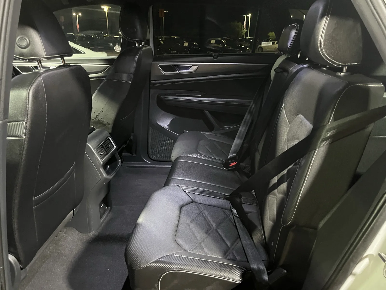 Volkswagen Atlas Cross Sport photo 26