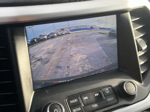 More photos of 2019 GMC Acadia SLT at Auto Boutique Texas, TX