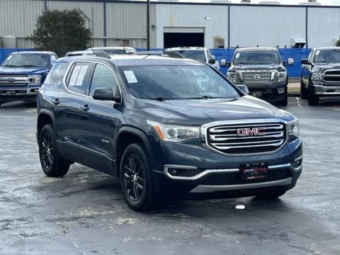 Another view of 2019 GMC Acadia SLT for sale in Alvin, TX at Auto Boutique Texas