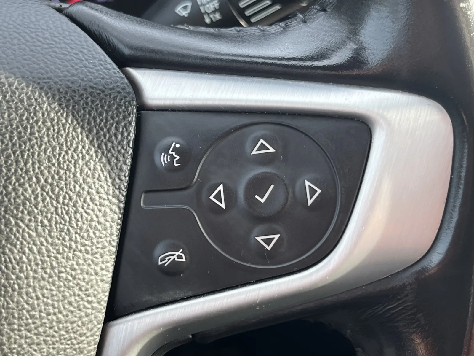 GMC Acadia photo 20